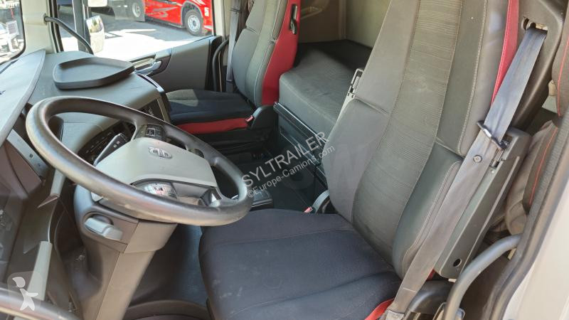 Tracteur Volvo 500 Globetrotter