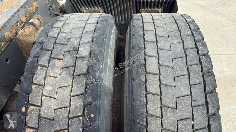 Traktor Volvo 12420 (BOITE MANUELLE / MANUAL...