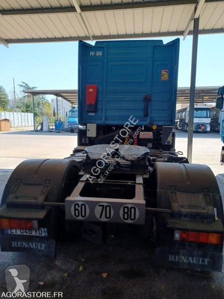 Tracteur Renault AE390