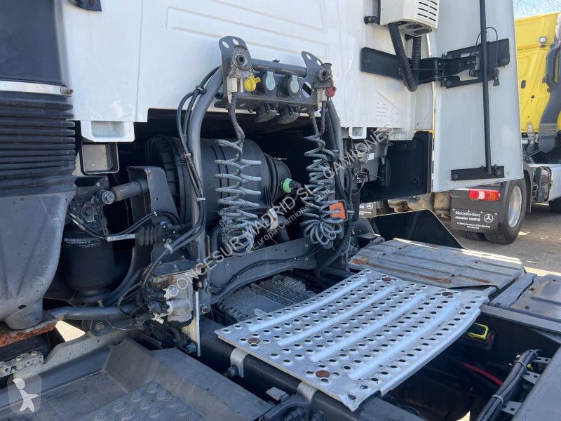 Traktor Renault T 520
