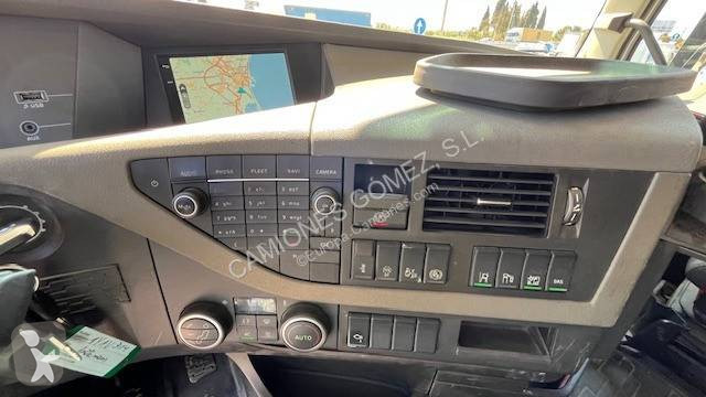 Cabeza tractora Volvo