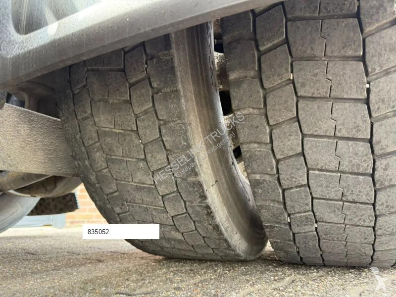 Traktor DAF CF 440 4X2 Space Cab Side skirts...