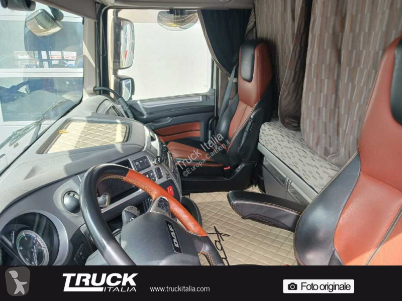 Trattore Stradale DAF XF E6
