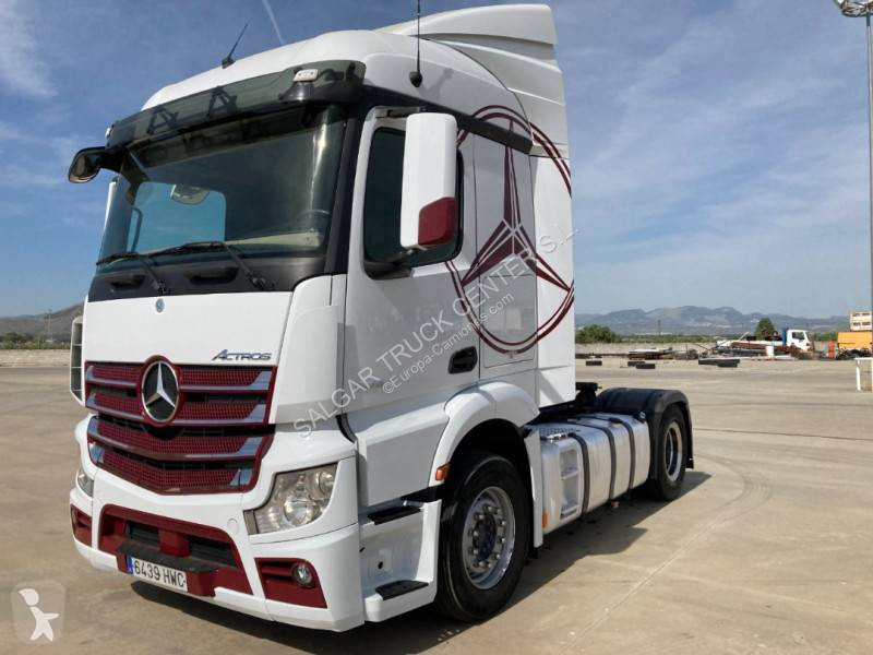 Traktor Mercedes