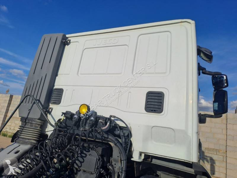 Traktor Iveco
