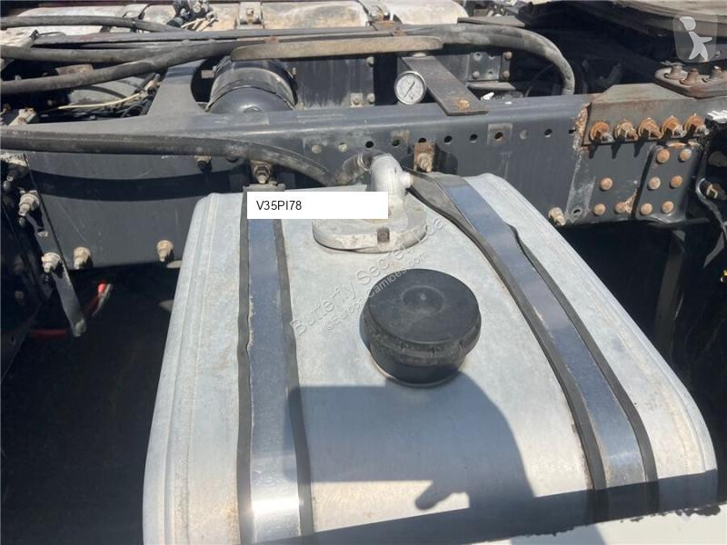 Cap tractor Volvo -37