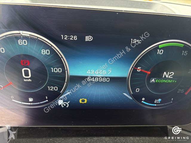 Tahač Mercedes 1848  4x2 Gigaspace
