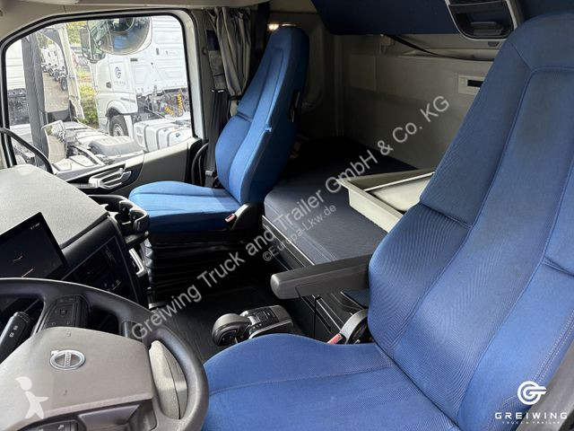 جرار Volvo 500 4x2, Globetrotter XL,...