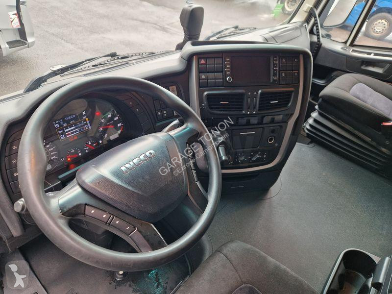 جرار Iveco NP460 GNL / INTARDER