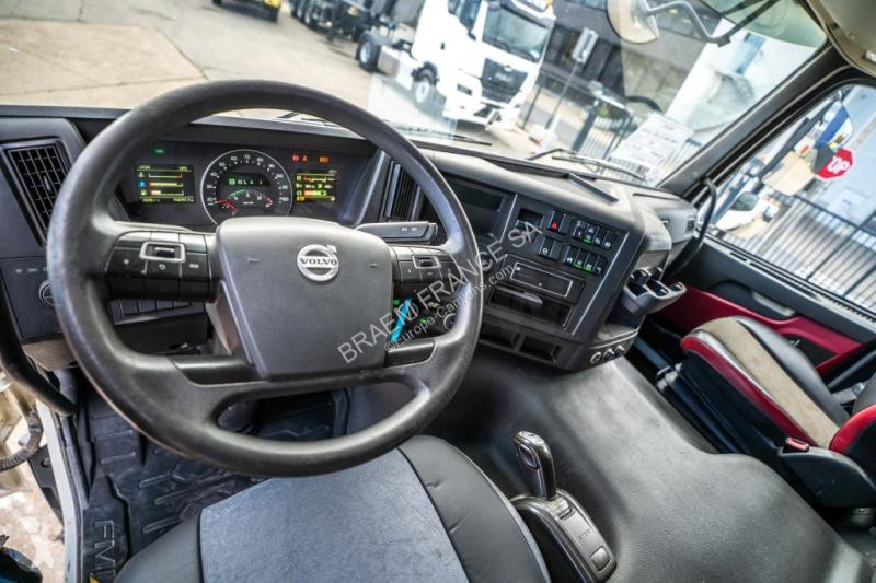 جرار Volvo 460 GLOB + HYDR