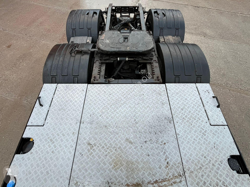 Tratores Volvo 750 6x4 GCW 80 ton / RETARDER /...
