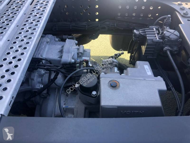جرار Mercedes