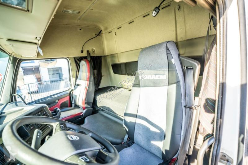 جرار Volvo 460 GLOB + HYDR