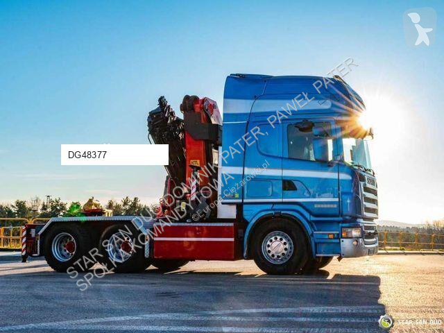 Влекач Scania PK 44002