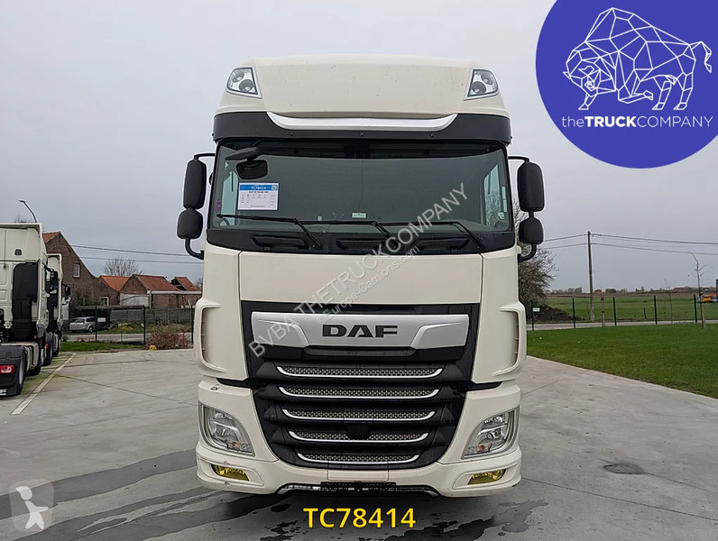 Nyergesvontató DAF 480