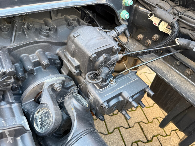 Traktor MAN TGS 33.520 6x4 BL SA TGS 33.520 6x4...
