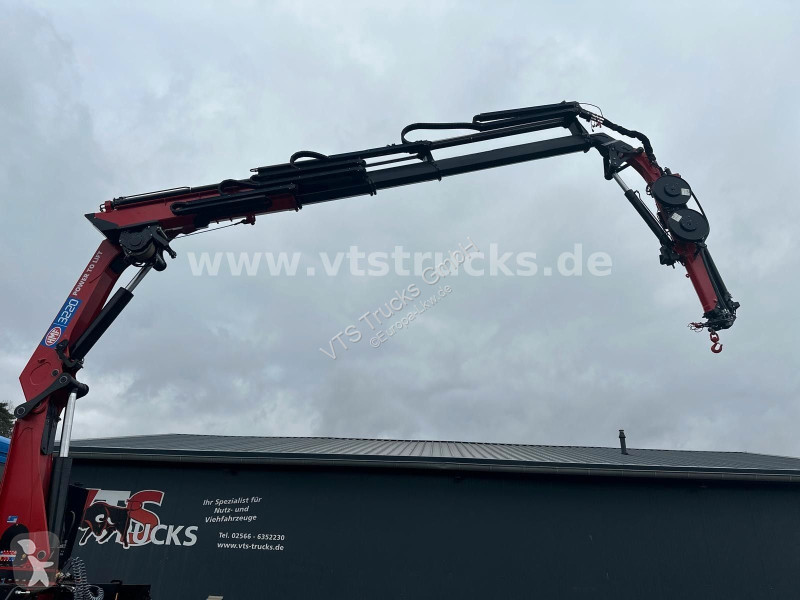 جرار MAN 33.470 6x6 mit HMF 3220 Ladekran
