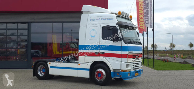 جرار Volvo FH 16 Very beautiful Volvo 520, lots...