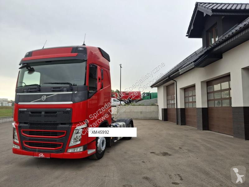 Влекач Volvo FH 420 ADR