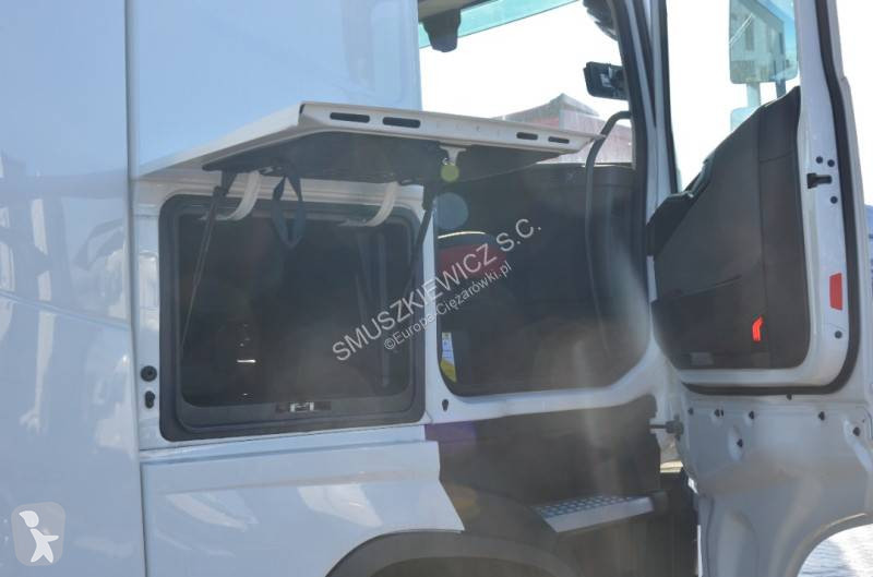 جرار Volvo