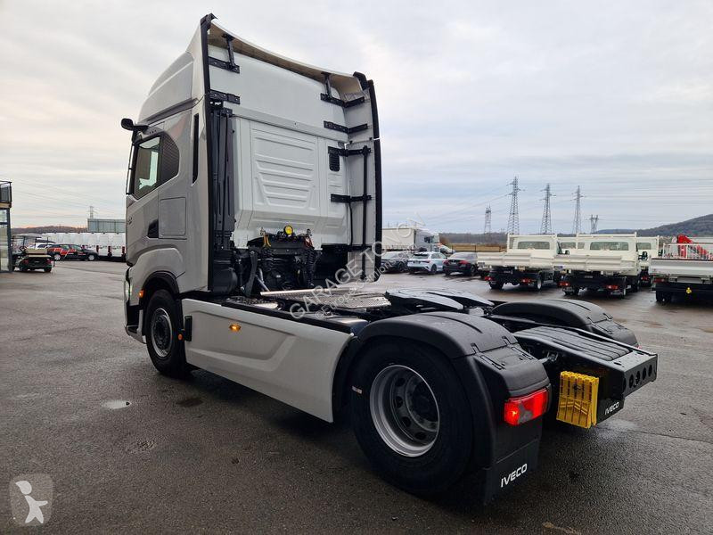 جرار Iveco 500 / INTARDER