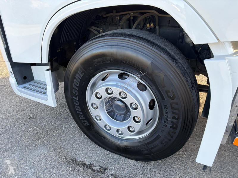 جرار Volvo 460 FH