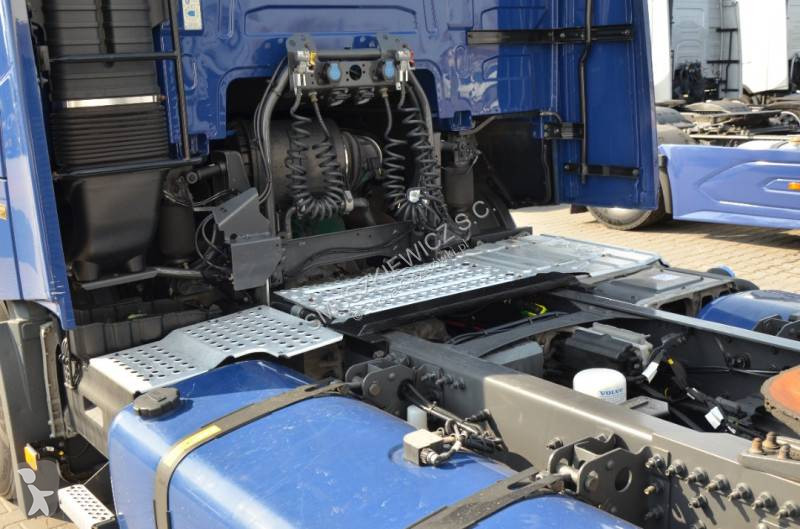 Cap tractor Volvo