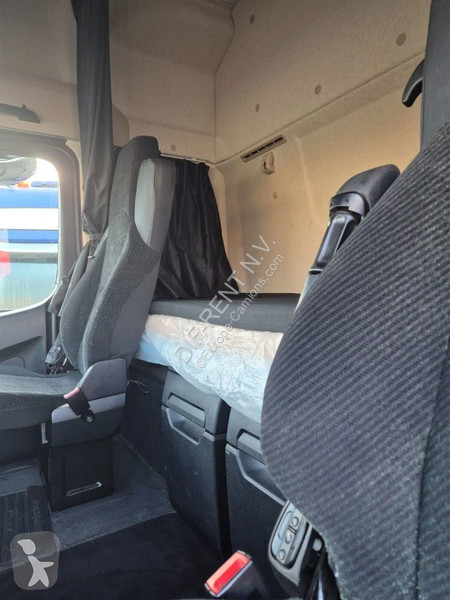 جرار Mercedes 1851 LS BIG SPACE ADR