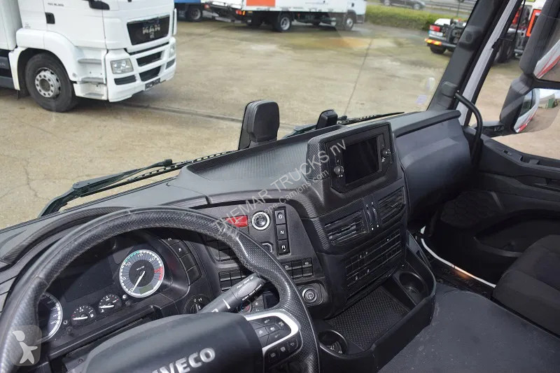 جرار Iveco AT460S Tractorhead