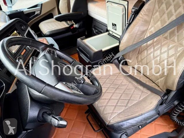 جرار Mercedes 1863 GigaSpace / Euro 6