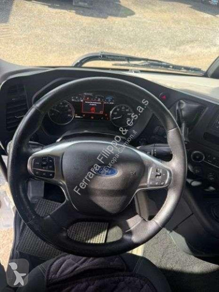 جرار Ford 500
