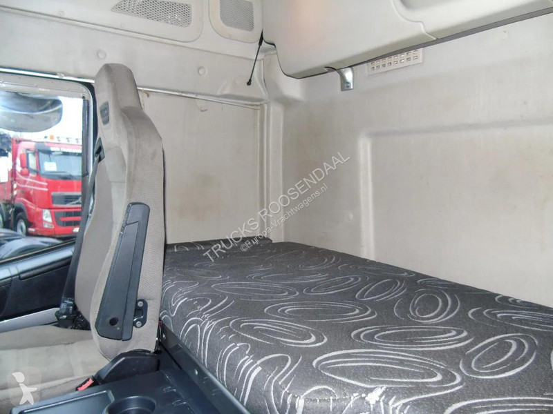 Iveco 420 + EURO 6 + SPOILER tractor unit