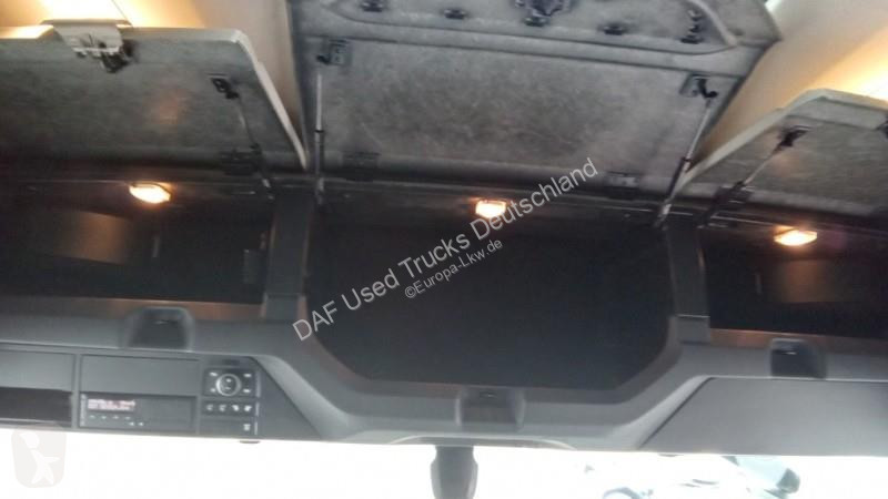 Trekker DAF XG  FT 4X2
