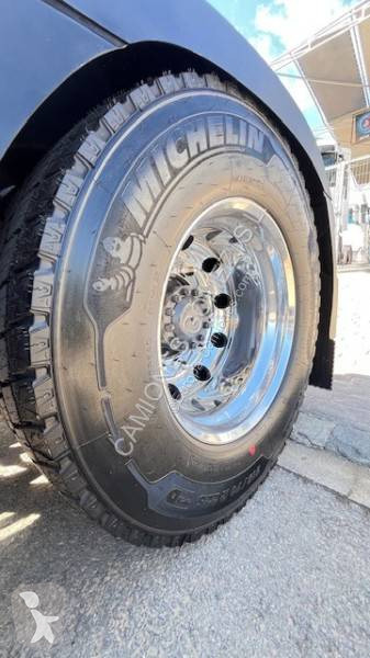 Cabeza tractora Volvo