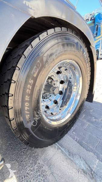 جرار Scania