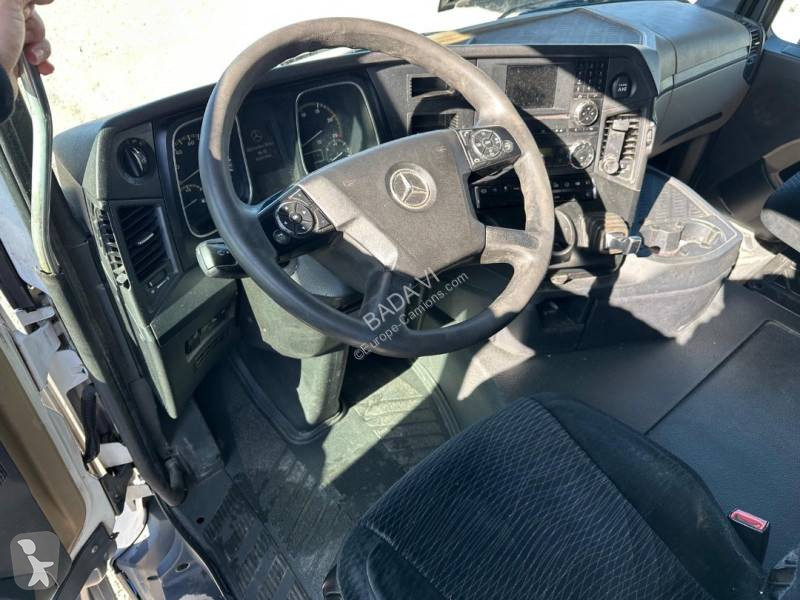 جرار Mercedes