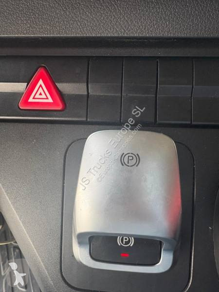جرار Mercedes