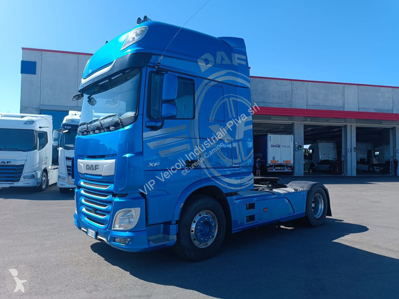 جرار DAF XF 530 FT