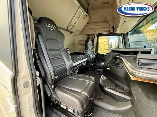 جرار Iveco