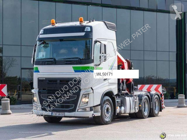 Влекач Volvo PK 40002 EH