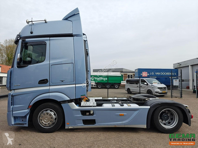 جرار Mercedes 1845 4x2 Bigspace Euro6 - MEGA -...