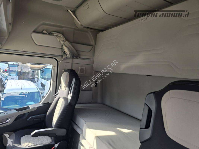 جرار Ford FORD FMAX 500 2023 RETARDER KM 190000