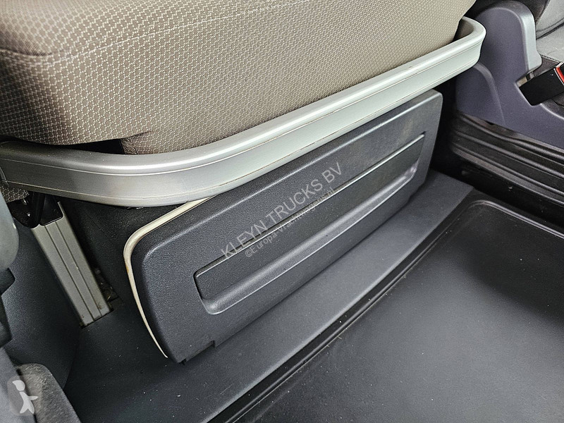 جرار Scania 410