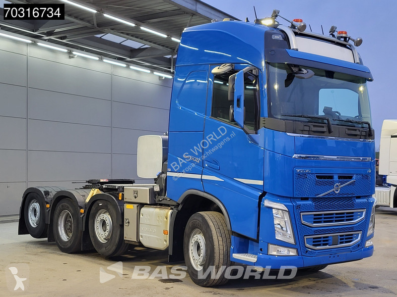 جرار Volvo 500 8X2 Steered Tag axle!...