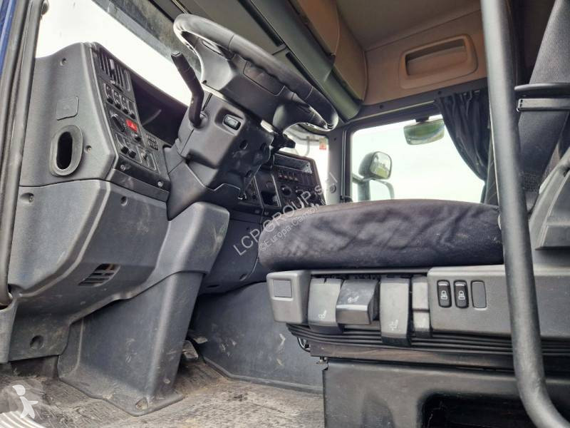 جرار Scania