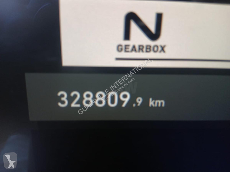Traktor Renault 520 Gamme T