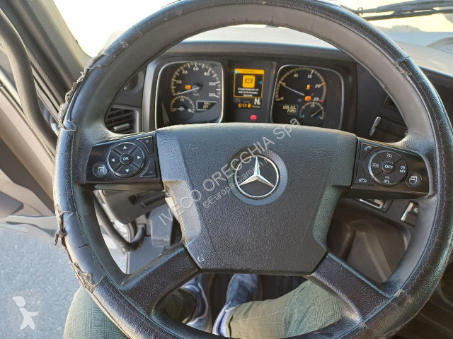 جرار Mercedes ACTROS