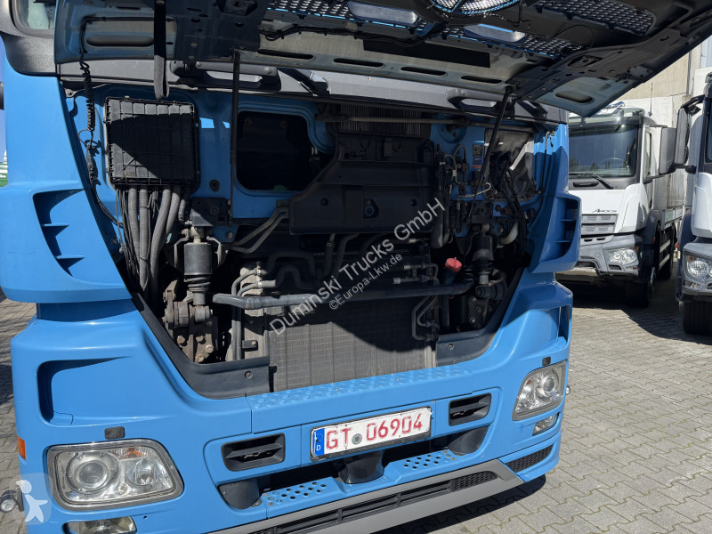 جرار Mercedes MP3 1855 LS V8 Megaspace