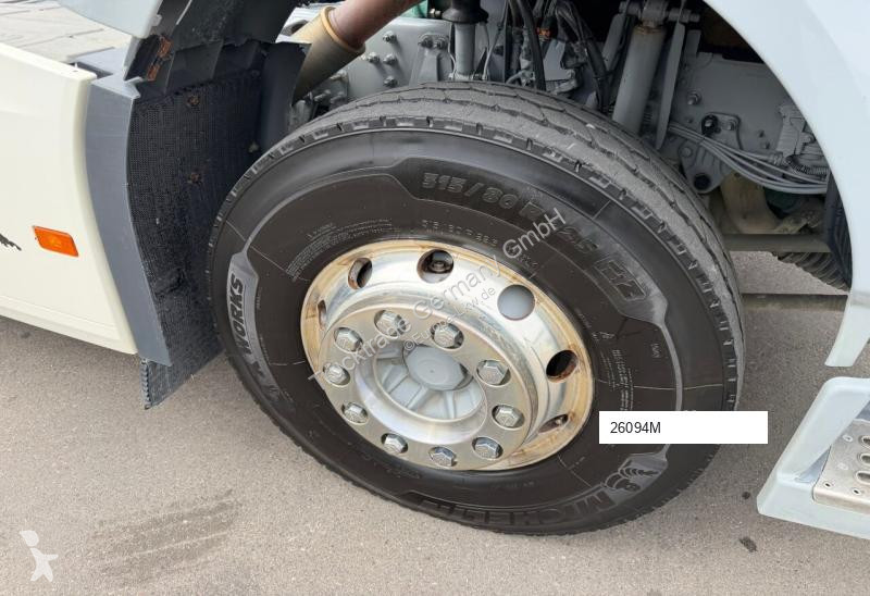 جرار Volvo FM-500