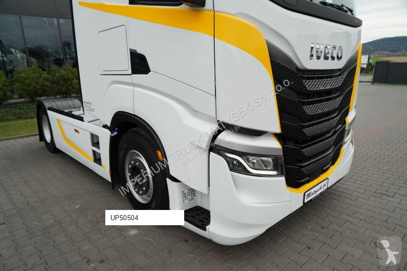 Влекач Iveco / 510